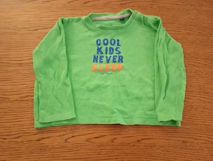 Langarmshirt grün Aufdruck: Cool Kids Never Sleep 86 Tom Tailor 