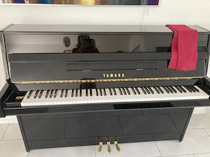 Yamaha Klavier gebraucht in TOP Zustand zu verkaufen 
