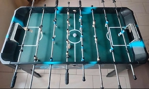 Tischkicker    Tischfußball 