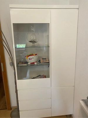 Vitrinenschrank