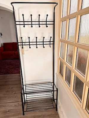 Coat rack with shoe shelf   metal