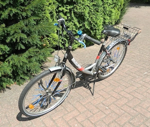Ein 26 er Damenrad General Überholt