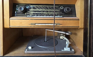 Röhrenradio von Kuba Bild 2