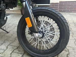 Aprilia SX125, BJ: 2020, KM Stand: 8058 Bild 4