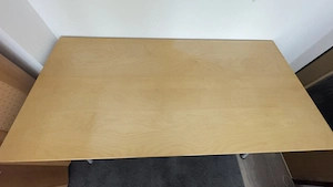 Schreibtisch mit Rollcontainer alles sehr stabil