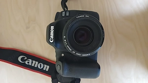 Canon EOS 80D Kamera mit 50mm Objektiv