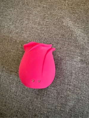 Druckwellen Vibrator in Rosen form 