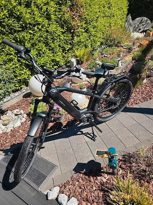   HNF Nicolai XD3 E-Bike Bosch CX Enviolo Riemen  Polizei Zürich 