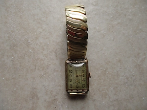 seltene Laco Damen Armbanduhr 30jahre Walz-Gold