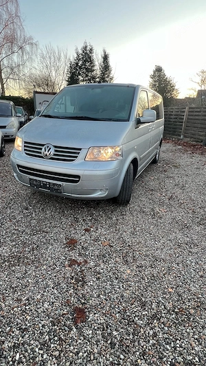 VW Multivan Tüv 09.2027, 2.5 TDI, 257000km,6-Gang, 2009 Bj,