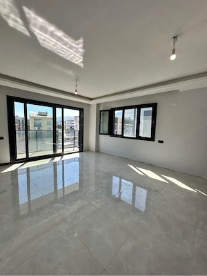 Türkei Kuşadas  Davutlar   Neue 2+1 Wohnung (85 m ) mit Aufzug im Zentrum