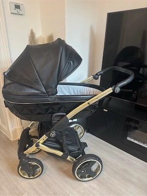 Junama Kinderwagen in Schwarz-Gold   Ohne Sportsitz