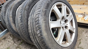 Opel Astra Alufelgen mit Sommerreifen