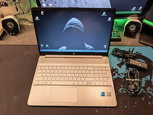 HP 15s ||-fq5356ng |i5-1235U 12ThGen. - inteliRIS Xe - 256GbNVM - 8Gb - W11