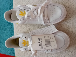 Neue Adidas-Sneaker, Gr. 36 2 3