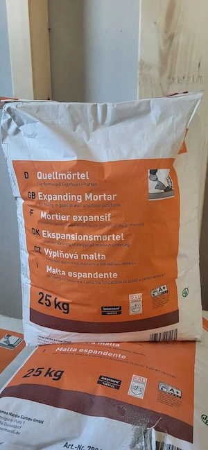 Quellmörtell