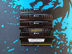 Corsair VENGEANCE || 16GB (4x4Gb) PC3-12600 (CL9) KIT
