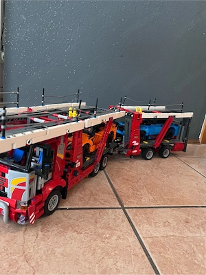 LEGO Technic Car Transporter (42098)