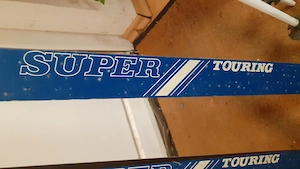gebrauchte Langlaufskier mit Stöcken zu verkaufen