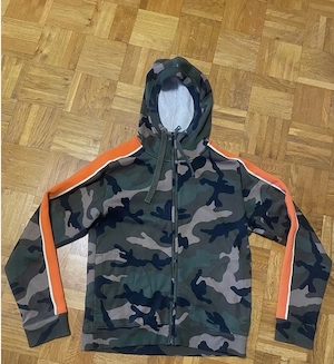 VALENTINO Jacke Grösse S Sweatjacke Hoodie Militär camouflage aus Italien