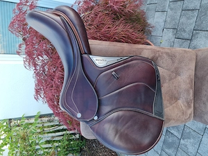 Springsattel Equiline Braun Nick Skelton 17 31