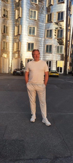 Suche eine Frau für zärtlichkeiten 