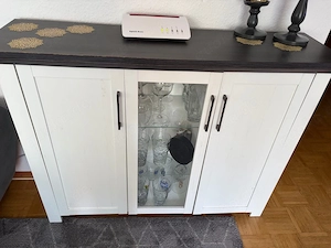Schöne Kommode   Sideboard im Landhausstil (Weiß   Dunkelbraun mit Glas) Bild 2