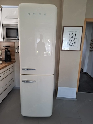 Smeg Kühlschrank gebraucht teilweise defekt 