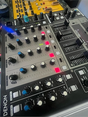 Denon DN-X 1500