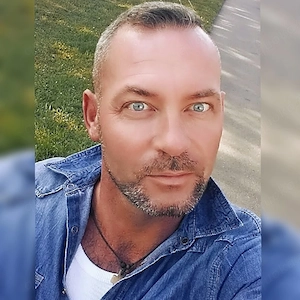 Suche Sex ohne finanzielles Interesse 