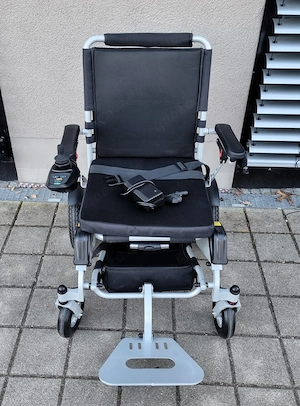 Elektrischer Rollstuhl+ Elektrorollstuhl+ Elektromobil+ Rollstuhl Bild 3