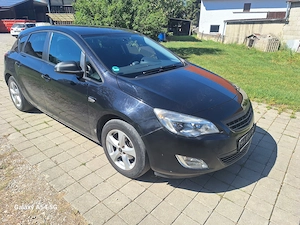 Opel Astra J 1.4 101PS Euro 5