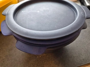 Tupperware 