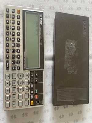 Vintage SHARP Pocket Computer PC-1360 (Taschencomputer   Programmierbarer Taschenrechner)