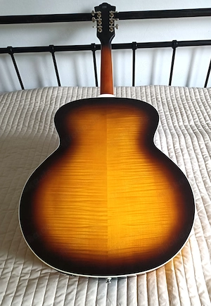 Gitarre - Guild F-250E Deluxe