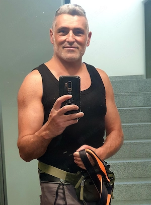 Italienischer Gentleman sucht diskrete Sinnlichkeit