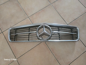 Mercedes Benz 300 SL W107 Grill 