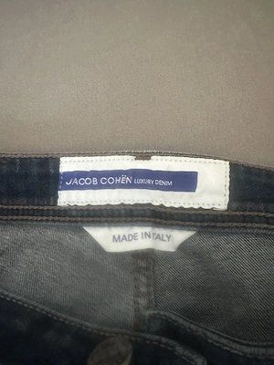 Jacob Cohen Luxury Denim Herrenjeans   Made in Italy   Gr. W38   Neu & ungetragen