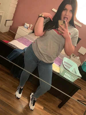 Zwei Junge Babes besuchbar und natürlich benutzbar