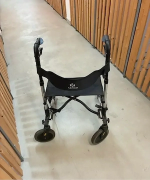 Rollator der Marke Kesser