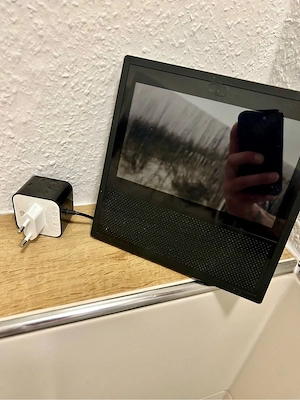 amazon (alexa) echo show 1.gen.
