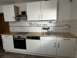 Küche mit Geräten