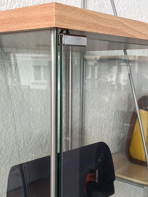 Glasvitrine von IKEA