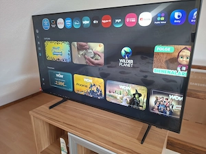 Samsung Crystal UHD 43 Zoll (DU7100) 4K Smart TV   Wie neu mit OVP! Garntie - 5j