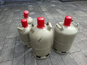 4 x Eigentums Gasflaschen 