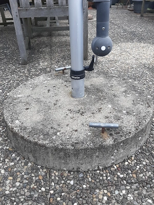 Sonnenschirm  Freiarmschirm