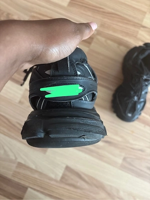 Track Schuhe n.o.