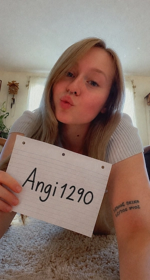 Hallo, sie, 27Jahre, 163 cm und 63 kg sucht Männer. Sie ist für alles zu haben. Das Treffen wird in 