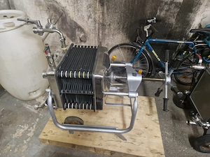 Hilge Weinfilter Schichtenfilter Schnapsfilter Saftfilter 40x40 Edelstahl