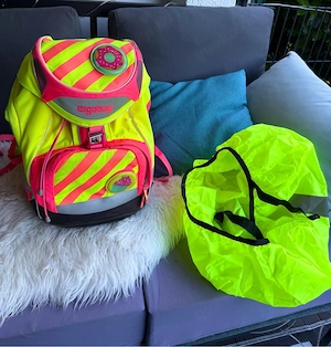 ergobag neon pink gelb